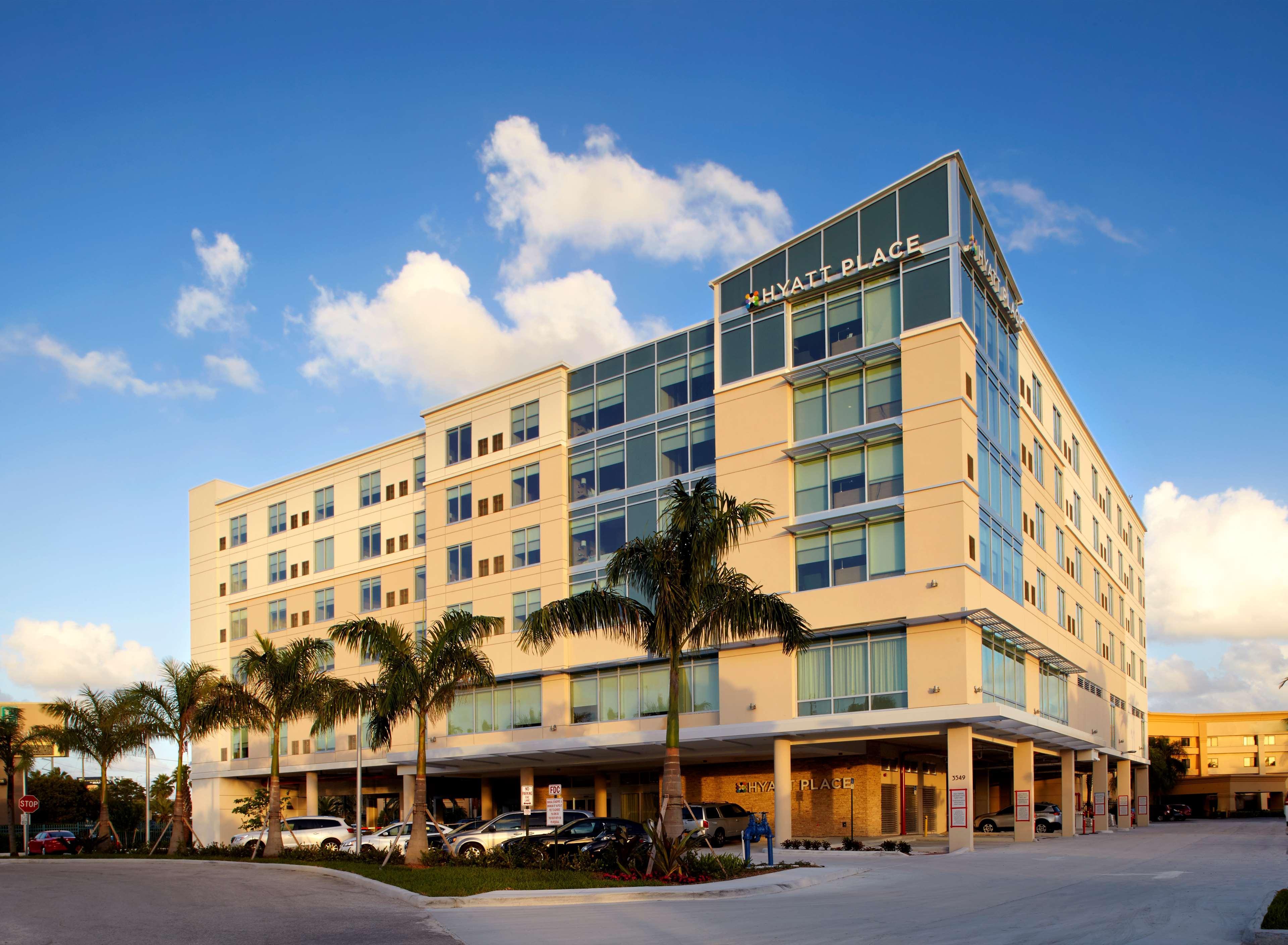 Hotel Hyatt Place Miami Airport East Miami Springs Exterior foto